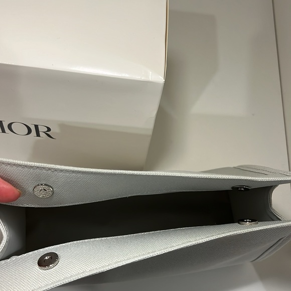 Dior pouch - Picture 3 of 3